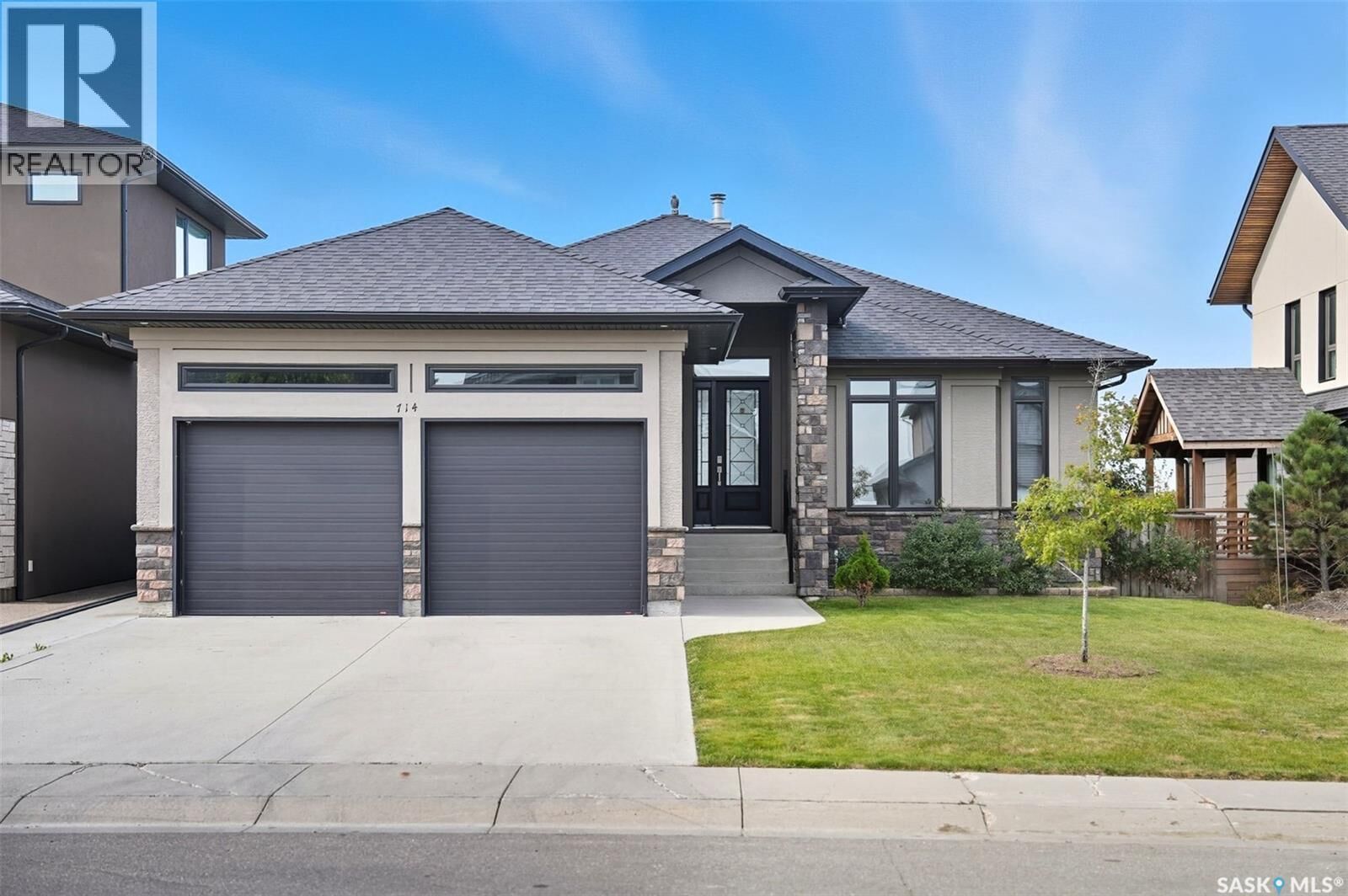 Property Photo:  714 Ledingham Place  SK S7V 0B6