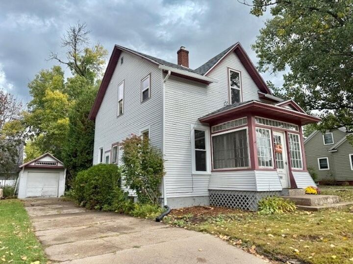 Property Photo:  504 East 4th Street  WI 54452 