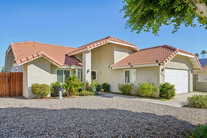 Property Photo:  68220 Risueno Road  CA 92234 