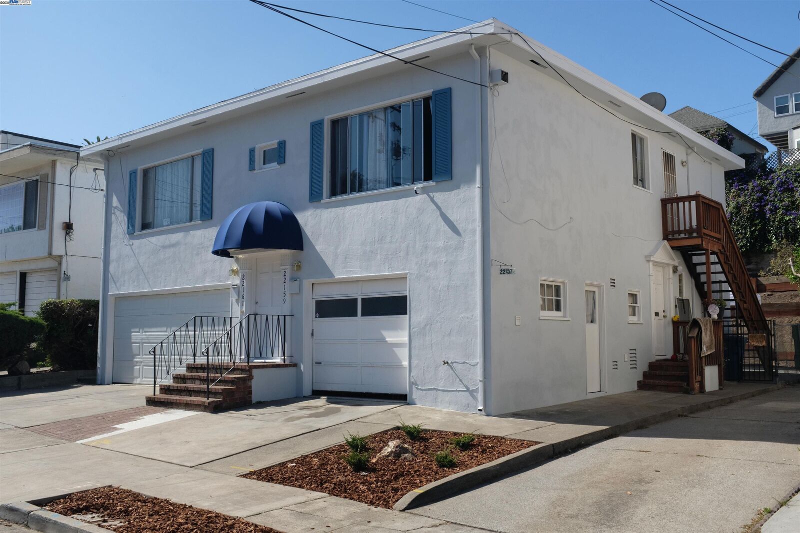Property Photo: 22157-22161 Main St CA 94541