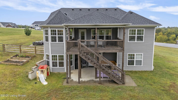 Property Photo: 56 Bush Ct KY 40071