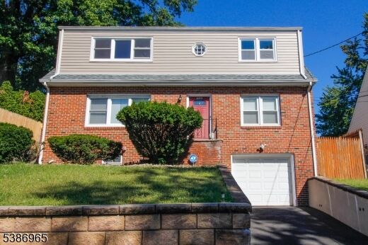 Property Photo:  609 Leo St  NJ 07205 