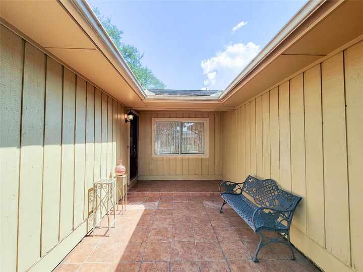 Property Photo: 12207 Chartwell Drive TX 77031