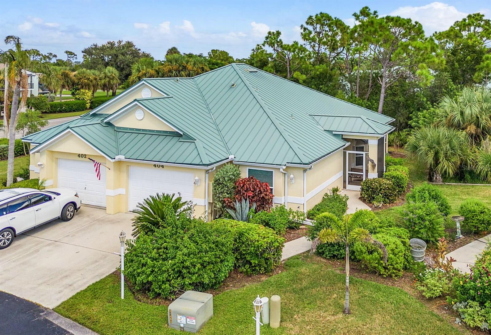 Property Photo:  404 Gaspar Key Lane  FL 33955 