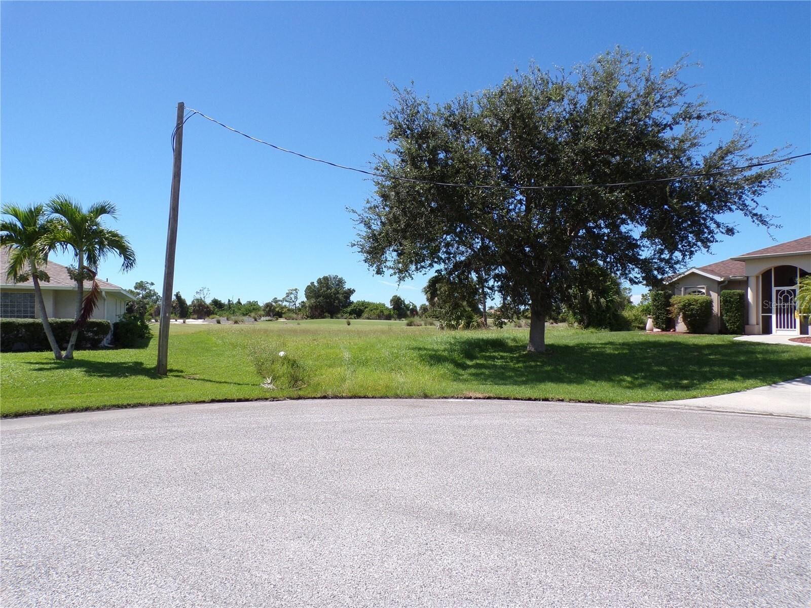 Property Photo:  25 Clubhouse Place  FL 33947 