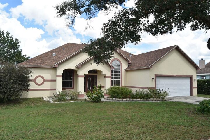 Property Photo:  8623 Honolulu Drive  FL 32818 