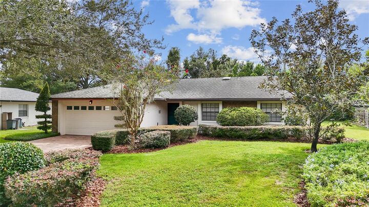 Property Photo:  8118 Golden Sands Drive  FL 32819 
