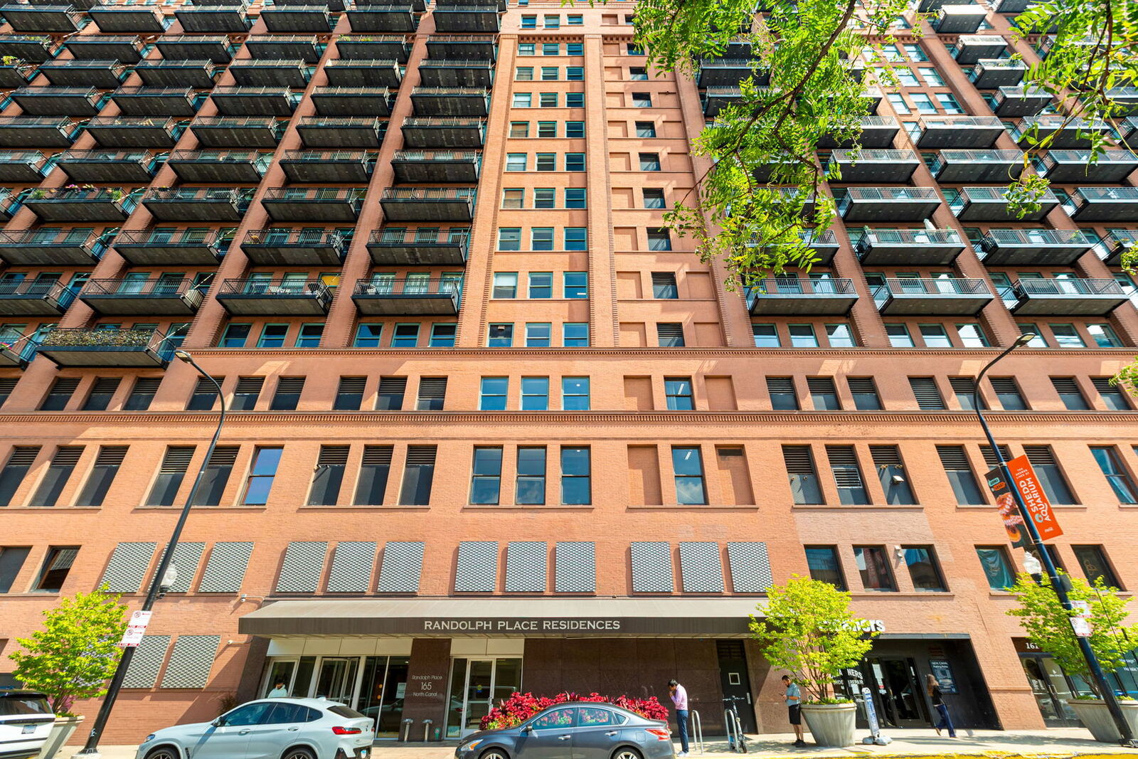 Property Photo: 165 N Canal Street 701 IL 60606