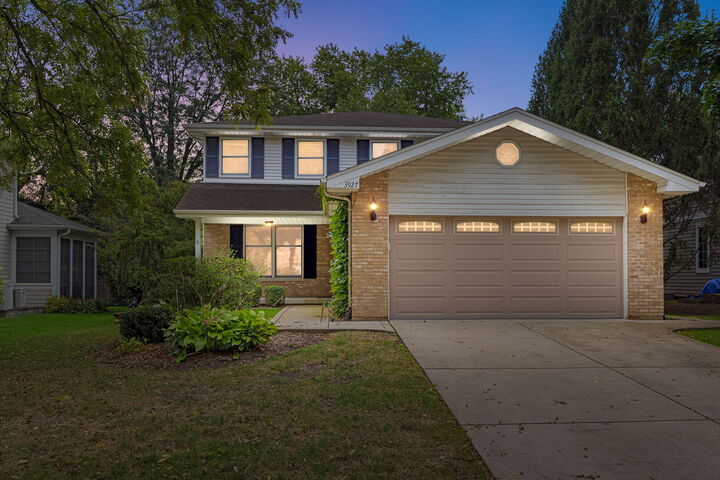 Property Photo:  3927 Linden Avenue  IL 60558 