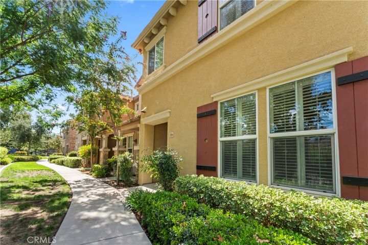 Property Photo:  30505 Canyon Hills 204  CA 92532 
