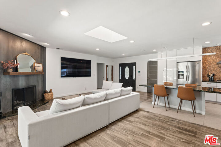 Property Photo: 17235 Hatteras Street CA 91316