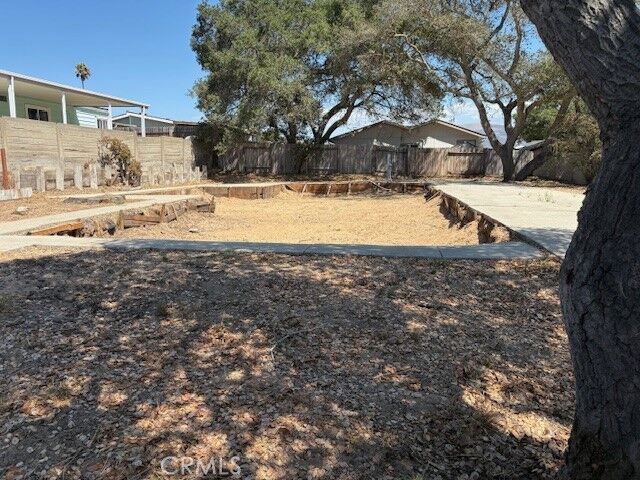 Property Photo:  228 Chaparral  CA 93444 