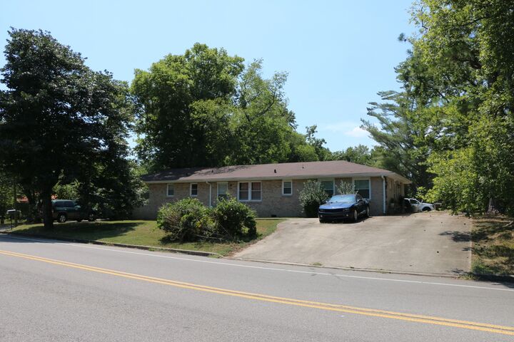 Property Photo: 2292 Old Ashland City Rd TN 37043
