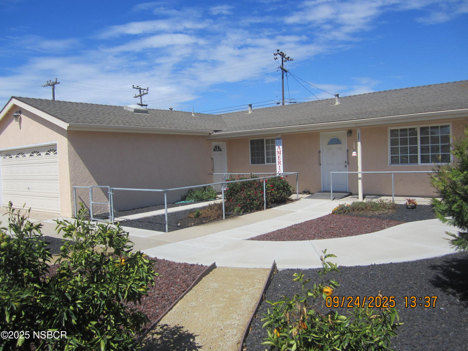 Property Photo: 1851 Sandalwood Drive CA 93455