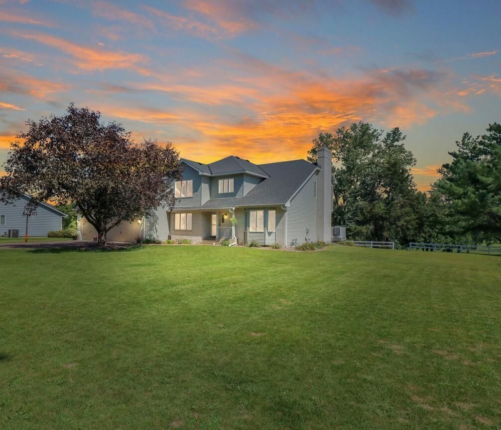 Property Photo: 708 4th Avenue S MN 55371