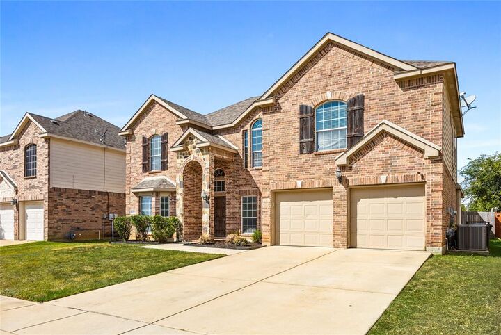 Property Photo: 4456 Corner Brook Lane TX 76123