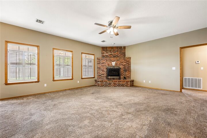 Property Photo:  2320 Barnes Circle  AR 72751 