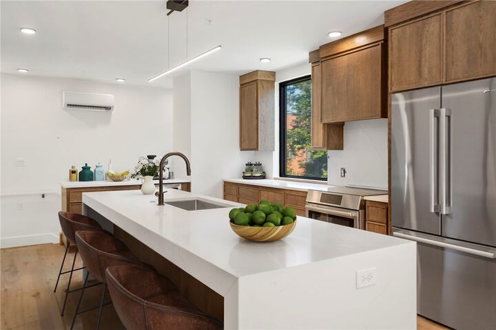 319 SE Market Alley 202  Bentonville AR 72712 photo