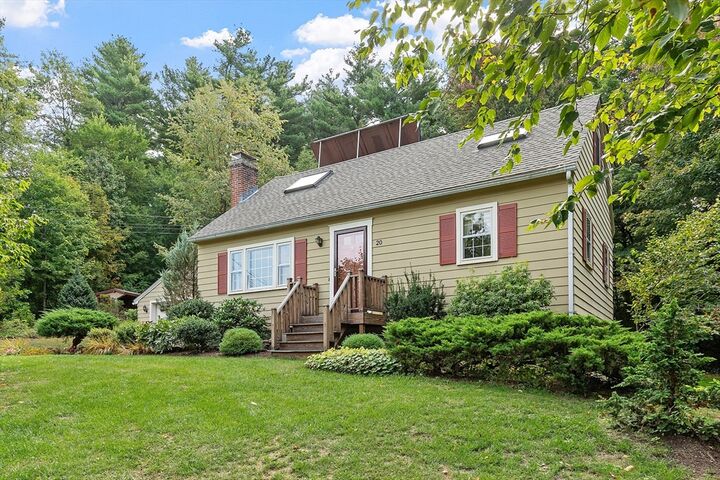 Property Photo:  20 Woodside Dr  MA 01564 