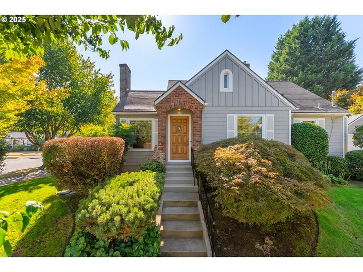 2950 SE Stephens St  Portland OR 97214 photo