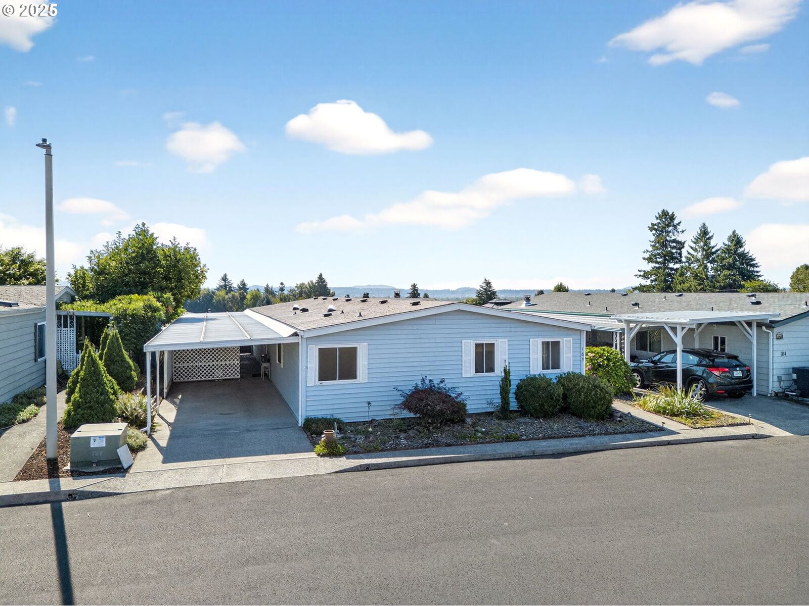 Property Photo:  17401 SE 39th St 165  WA 98683 