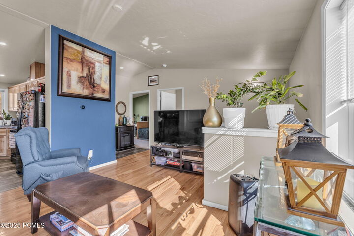 Property Photo:  4328 Oakview Drive  UT 84017 