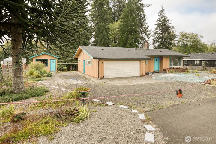 Property Photo:  6003  Central Park Drive  WA 98520 