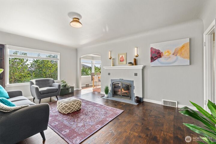 Property Photo: 6431 Beacon Avenue S WA 98108