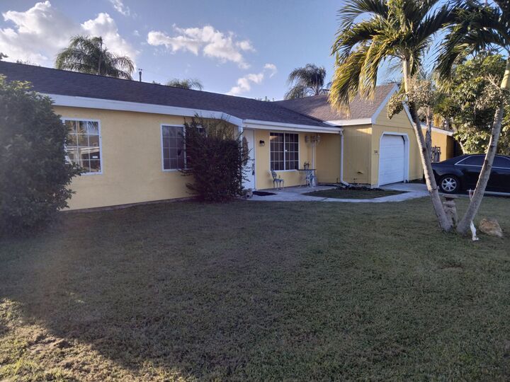 Property Photo: 2342 SE Midtown Road FL 34952