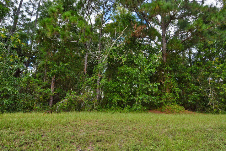 Property Photo: 6209 NW Duke Circle FL 34983