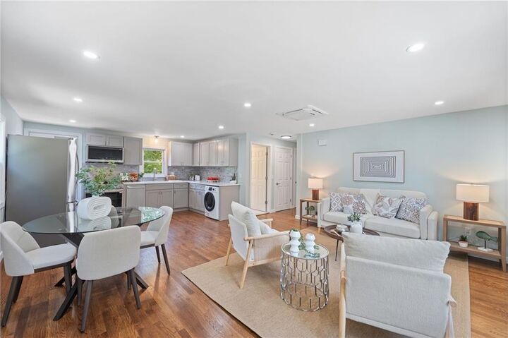 Property Photo: 7 Laneway Court RI 02882