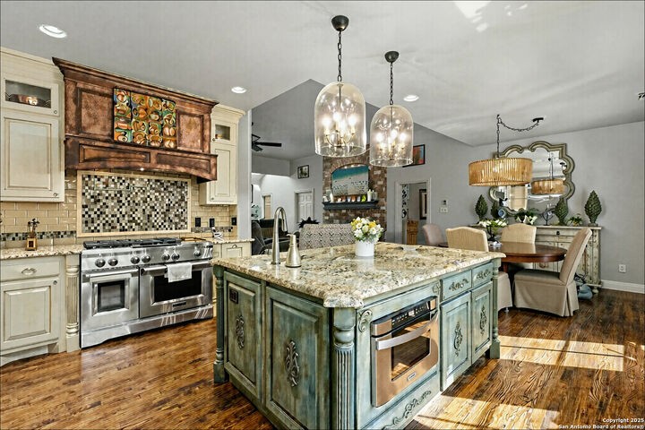 Property Photo:  126 Westcourt  TX 78257 