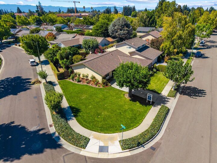 Property Photo:  975 Cherry Avenue  CA 95126 