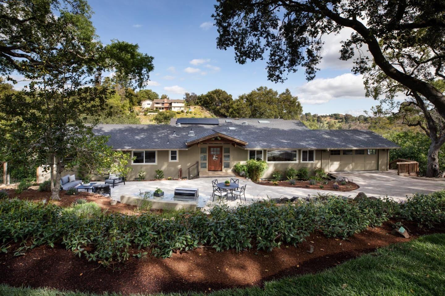 Property Photo:  13050 Cumbra Vista Court  CA 94022 