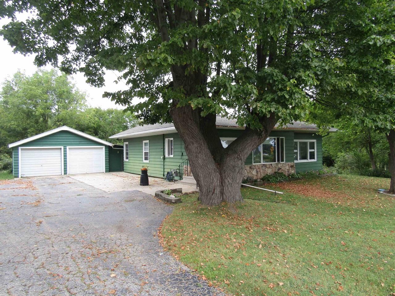 Property Photo:  10537 North Newville Road  WI 53534 