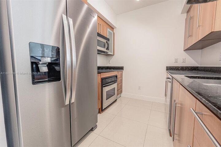 Property Photo:  335 S Biscayne Blvd 2602  FL 33131 