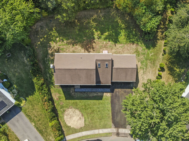Property Photo:  50 Heritage Drive  CT 06410