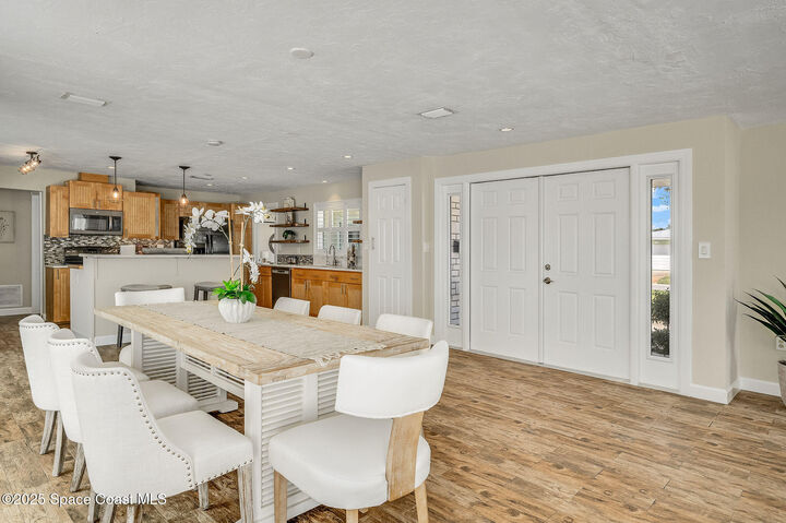 Property Photo:  458 Sandpiper Drive  FL 32937 