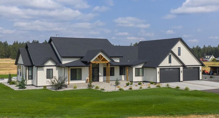 2302 W Gibbs Rd  Spokane WA 99224 photo