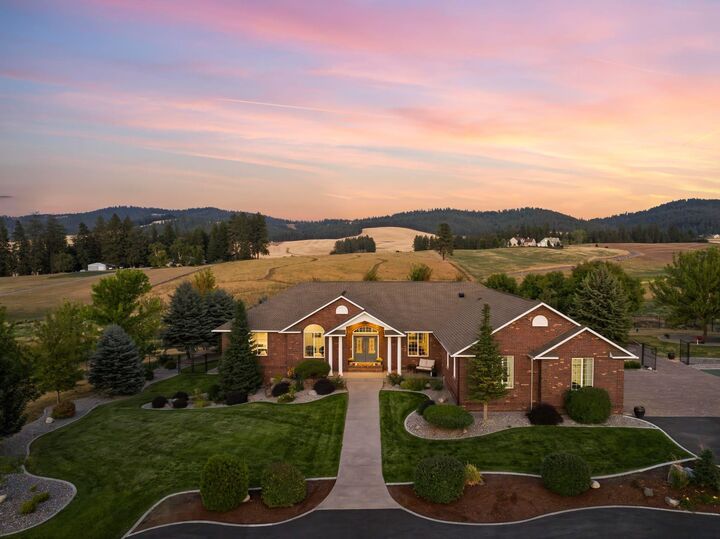 9102 N Forker Rd  Spokane WA 99217 photo