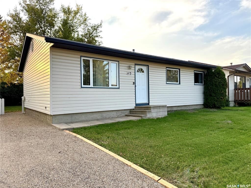 Photo de la propriété: 113 Matheson Crescent SK S3N 3M2