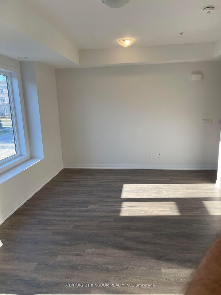 Property Photo:  2635 William Jackson Drive 408  ON L1X 0L3 