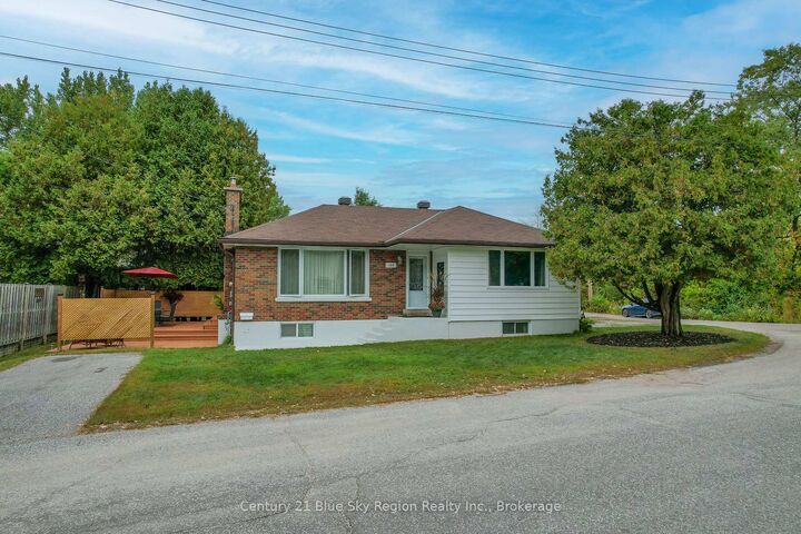 Photo de la propriété:  184 Lake Street  ON P1B 4M8 
