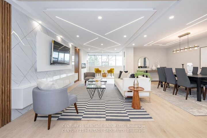 Photo de la propriété:  3303 Don Mills Road 406  ON M2J 4T6 