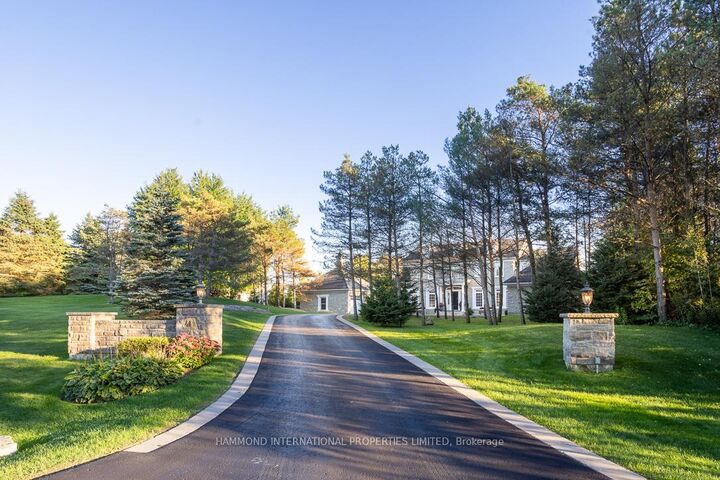 Property Photo: 41 Greenvalley Circle ON L3Y 4W1