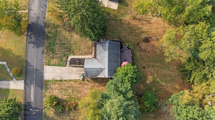 Property Photo:  108 W Marshall Dr  PA 15215 
