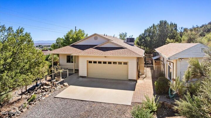 Property Photo:  1381 S Saddleback Drive  AZ 86326 