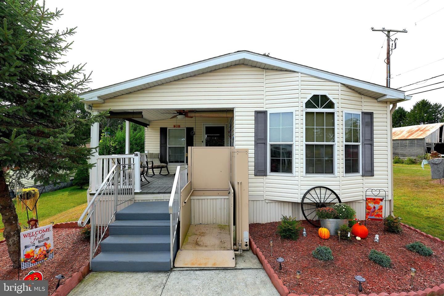 Property Photo:  16 Shamrock Avenue  PA 19541 