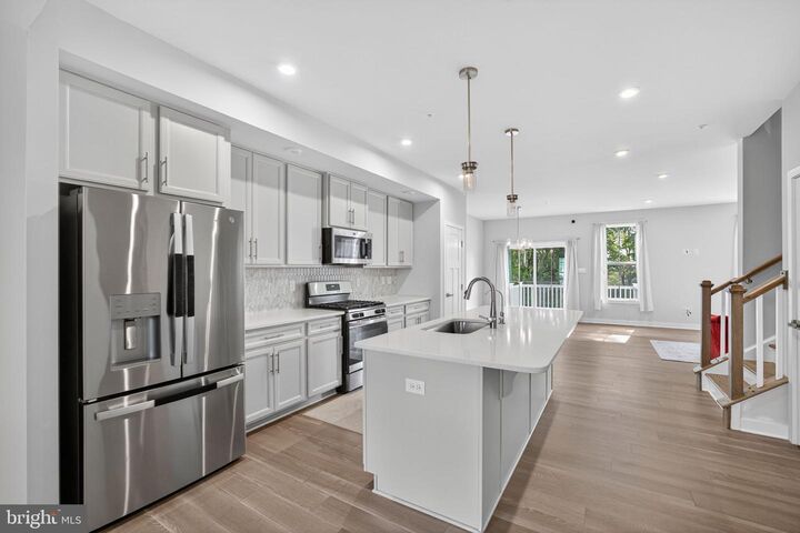 Property Photo:  1033 Watson Court  PA 18051 