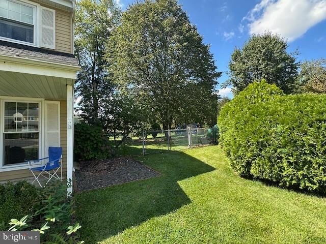 Property Photo:  204 Stratton Court  NJ 08054 